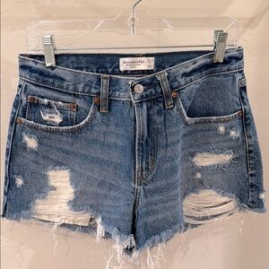 Abercrombie & Fitch Boyfriend short mid rise